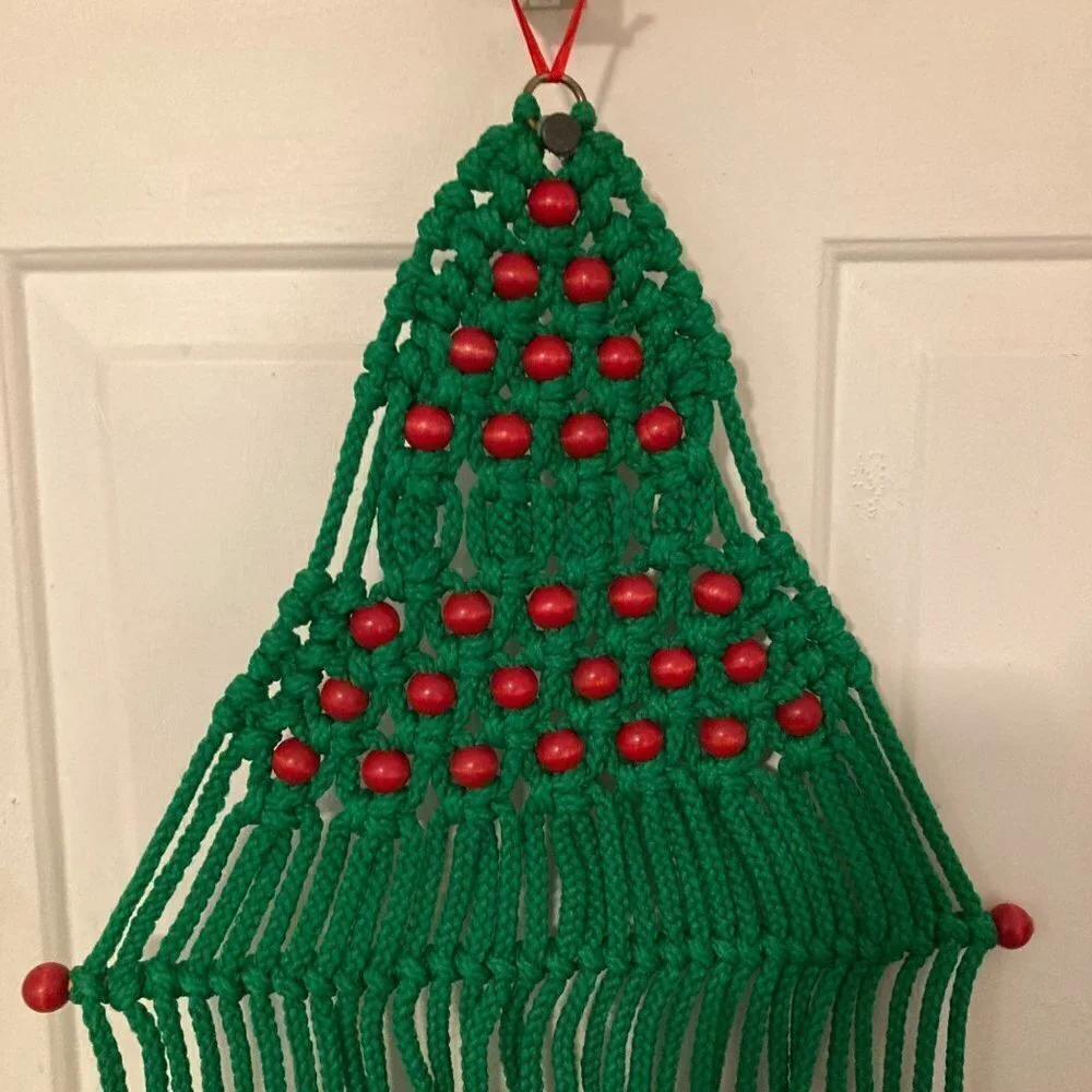 Vintage Macrame Christmas Tree Wall Hanging Beaded Green‎ Red 16 x 35
